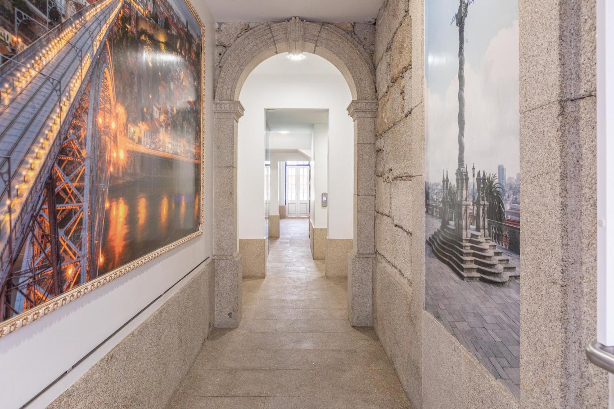 Deluxe Spacious Flats W Mezzanine By Host Wise Daire Porto Dış mekan fotoğraf