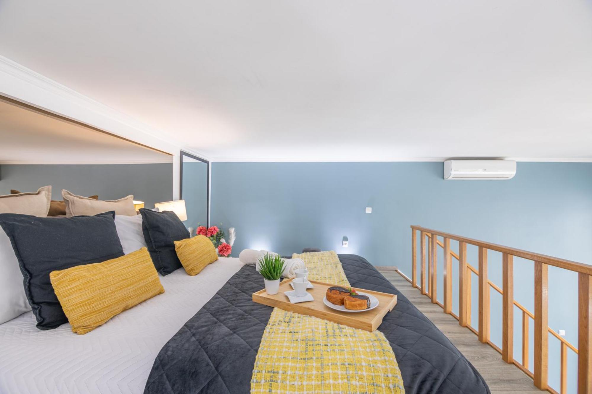 Deluxe Spacious Flats W Mezzanine By Host Wise Daire Porto Dış mekan fotoğraf