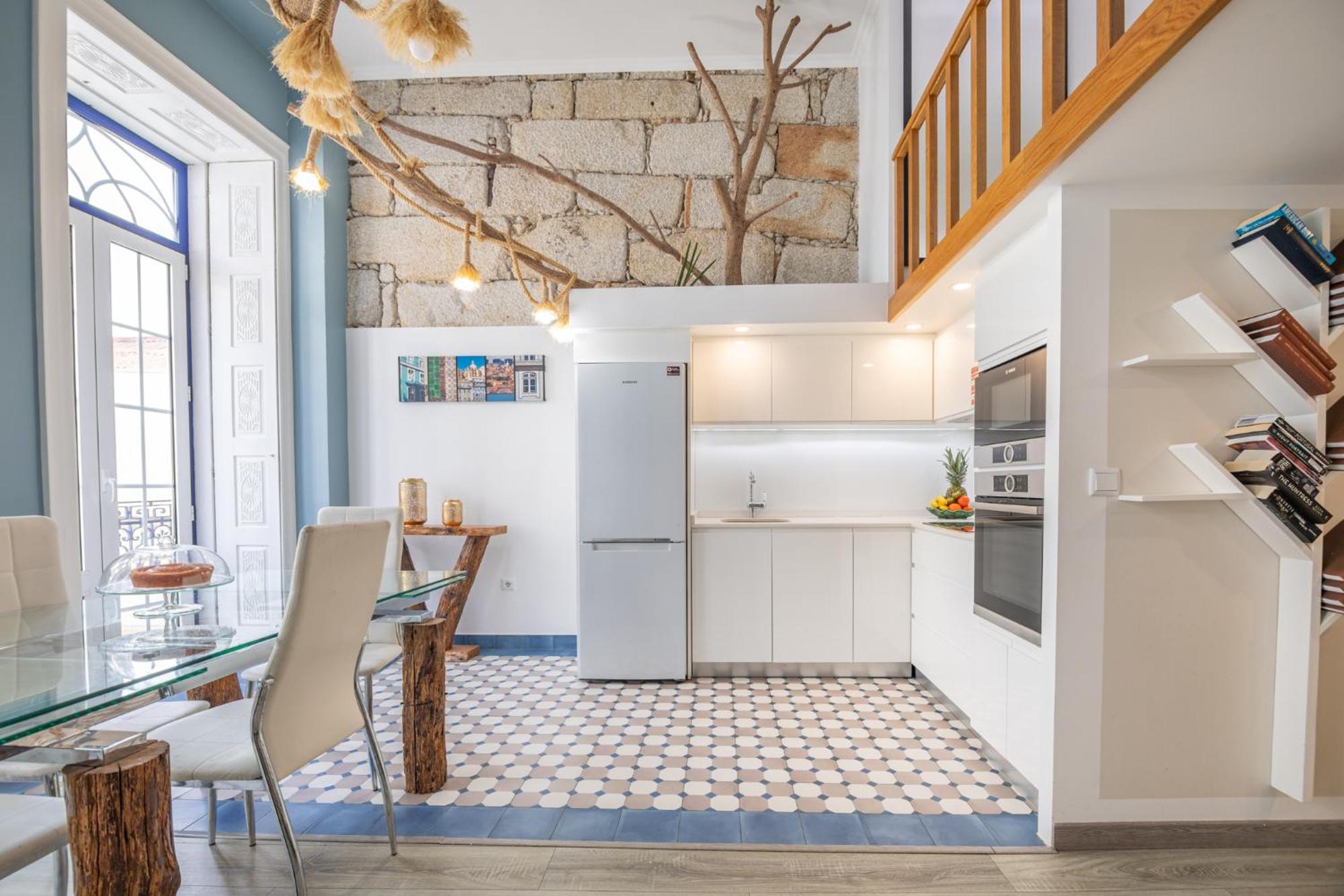 Deluxe Spacious Flats W Mezzanine By Host Wise Daire Porto Dış mekan fotoğraf