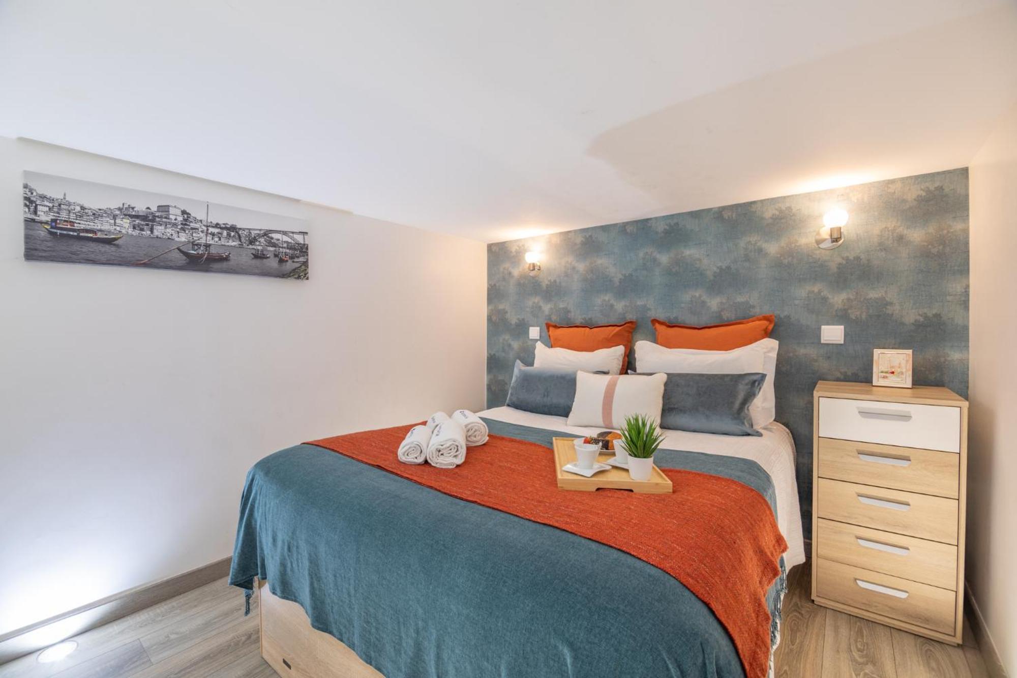 Deluxe Spacious Flats W Mezzanine By Host Wise Daire Porto Dış mekan fotoğraf