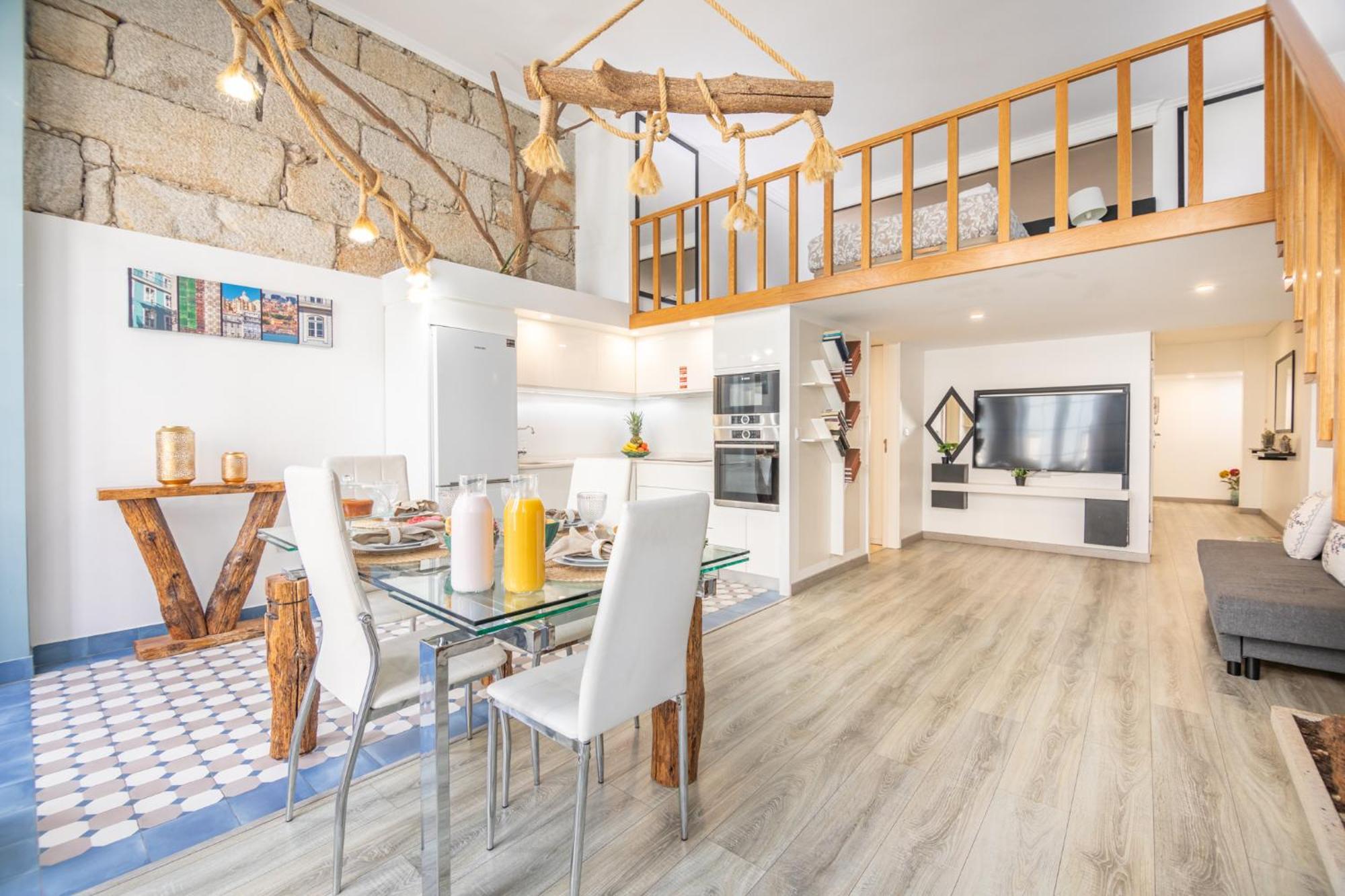 Deluxe Spacious Flats W Mezzanine By Host Wise Daire Porto Oda fotoğraf