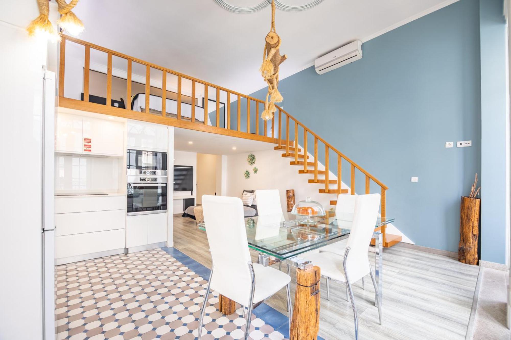Deluxe Spacious Flats W Mezzanine By Host Wise Daire Porto Oda fotoğraf